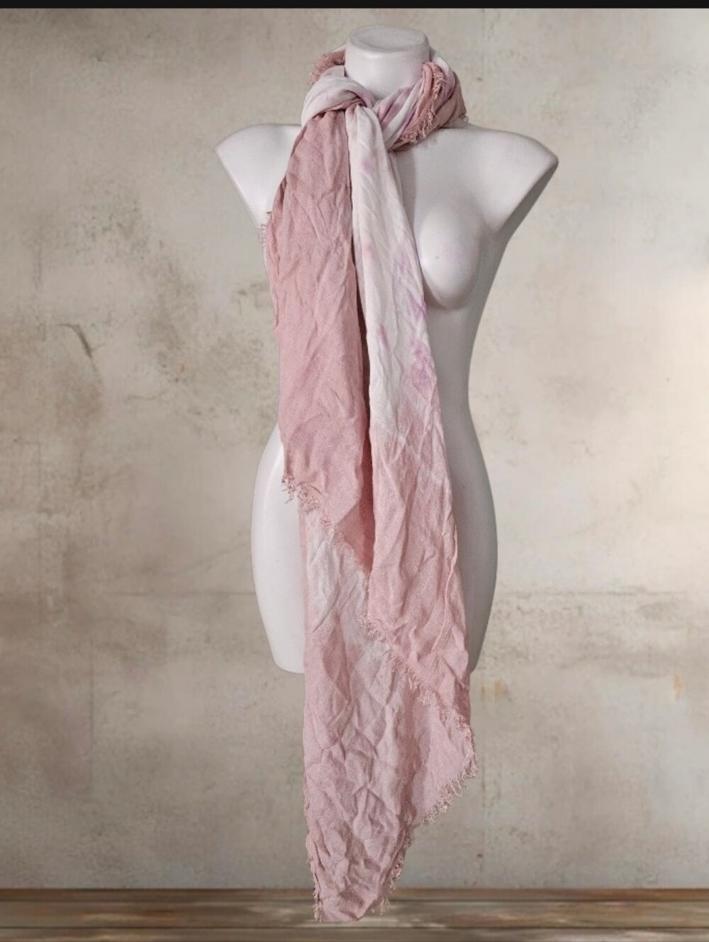 NWT/ Soto lifestyle Light Pink Women's Scarf - Soft Everyday Wrap